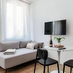 Casa Batel & - Ferry, Free Parking, Market & Side 4*
