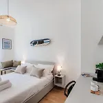 Casa Batel & - Ferry, Free Parking, Market & Side Penzion