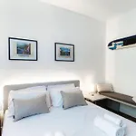 Casa Batel & - Ferry, Free Parking, Market & Side