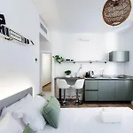 Casa Batel & - Ferry, Free Parking, Market & Side Πανσιόν 4*