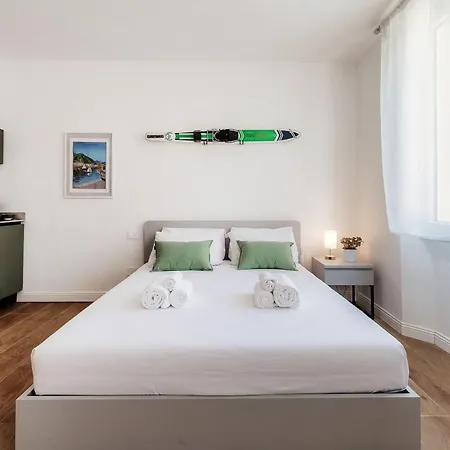 Casa Batel & - Ferry, Free Parking, Market & Side 4*