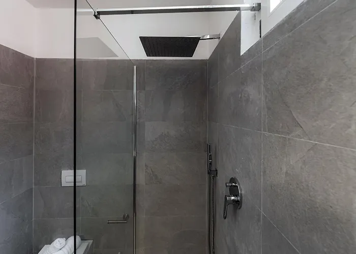 Πανσιόν Casa Batel & - Ferry, Free Parking, Market & Side 3*