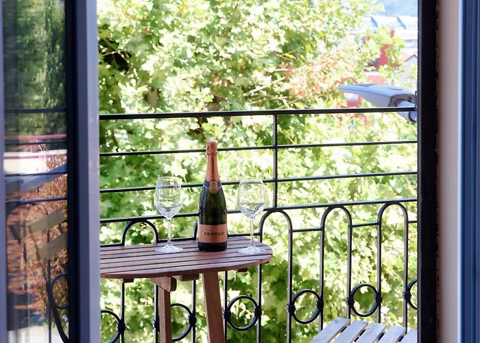 Πανσιόν Casa Batel & - Ferry, Free Parking, Market & Side 3*