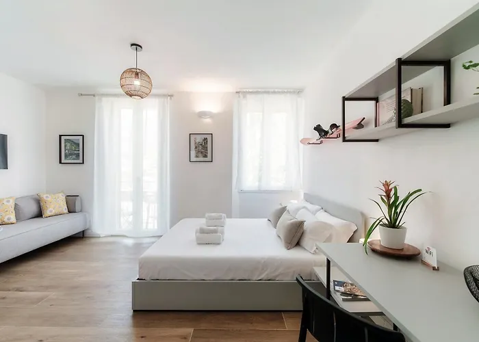 Casa Batel & - Ferry, Free Parking, Market & Side Πανσιόν Όπως