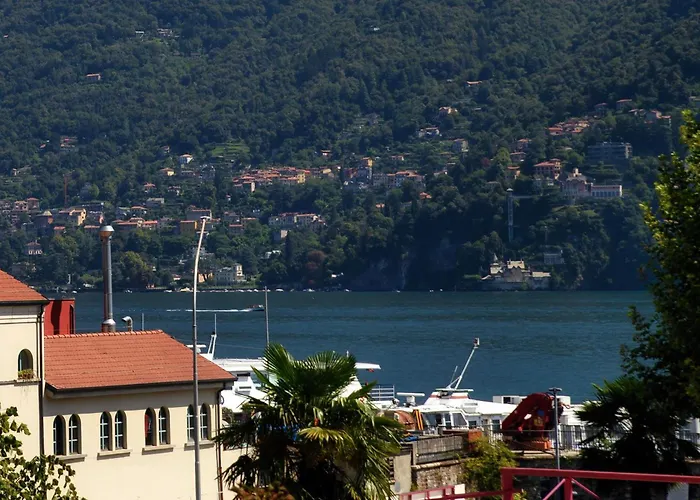Casa Batel & - Ferry, Free Parking, Market & Side Πανσιόν