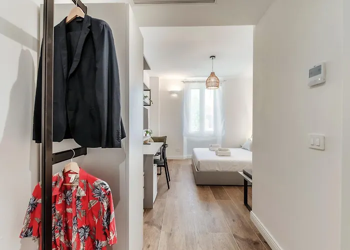 Pensión Casa Batel & - Ferry, Free Parking, Market & Side Como