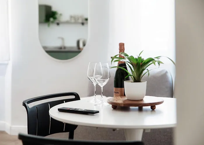 Casa Batel & - Ferry, Free Parking, Market & Side 4*