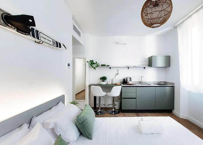 Casa Batel & - Ferry, Free Parking, Market & Side Πανσιόν 3*