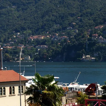 Casa Batel & - Ferry, Free Parking, Market & Side 게스트하우스