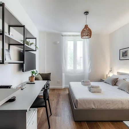 Casa Batel & - Ferry, Free Parking, Market & Side 게스트하우스